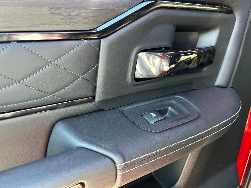 2026 Ram 3500 Limited Crestwood KY