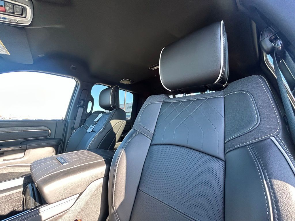 2026 Ram 3500 Limited Crestwood KY