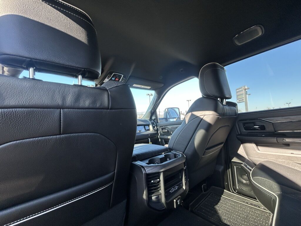 2026 Ram 3500 Limited Crestwood KY