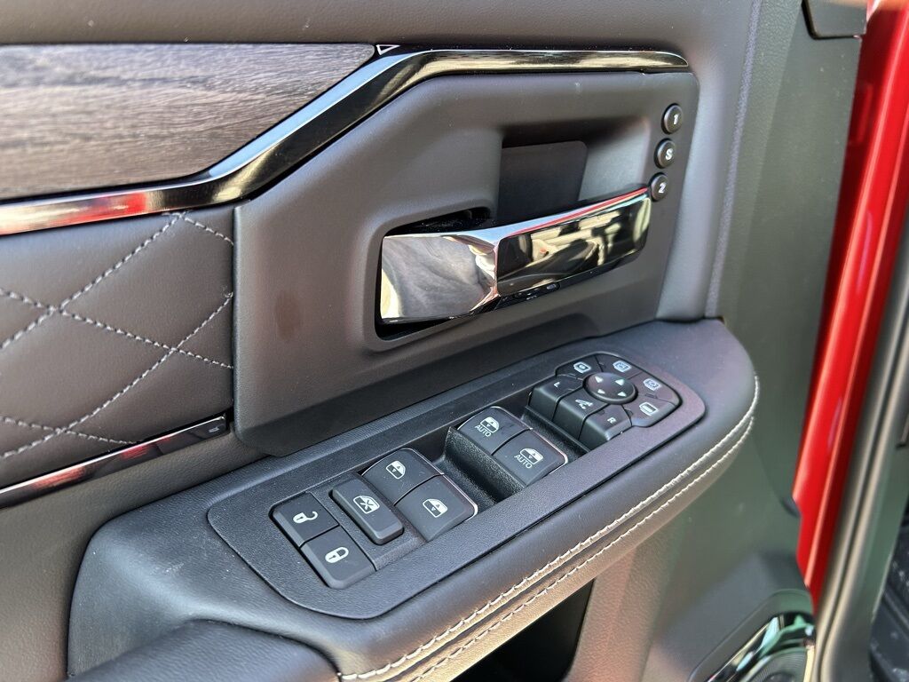 2026 Ram 3500 Limited Crestwood KY