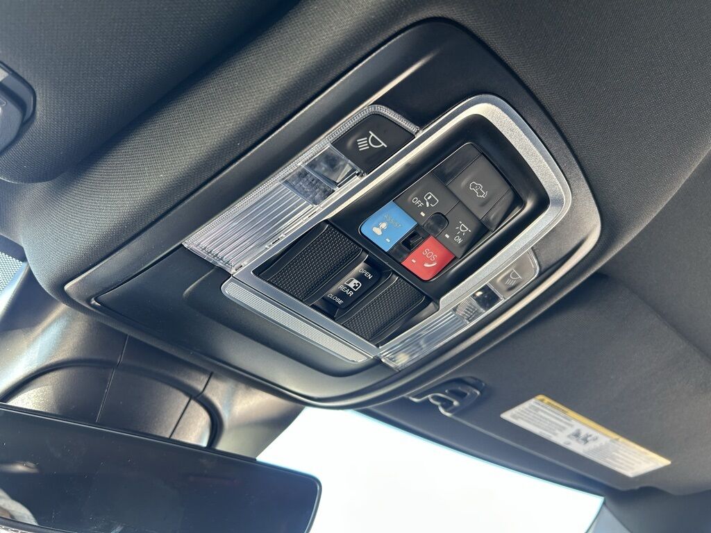 2026 Ram 3500 Limited Crestwood KY