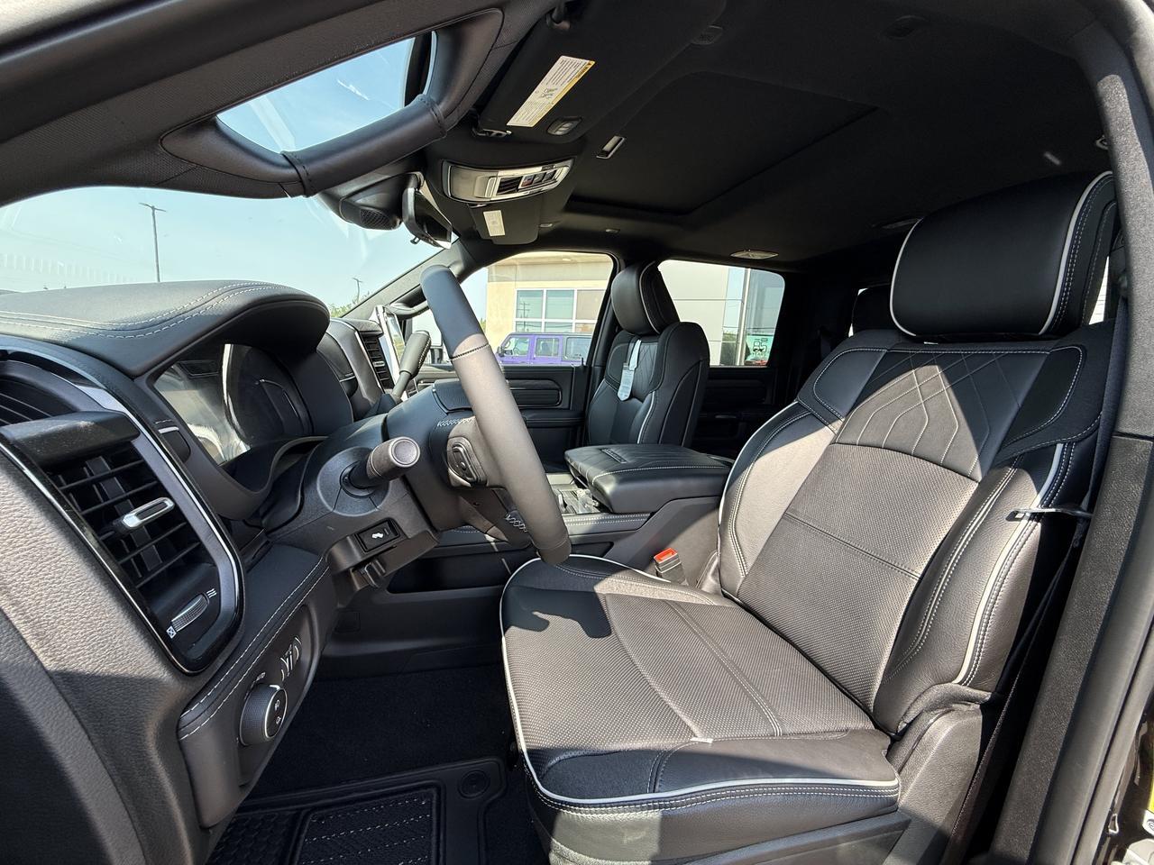 2026 Ram 3500 Limited Crew Cab 4x4 | Cummins HO Turbo Diesel | Premium Leather | NAV | 12IN Touchscreen | Towing Redwater AB