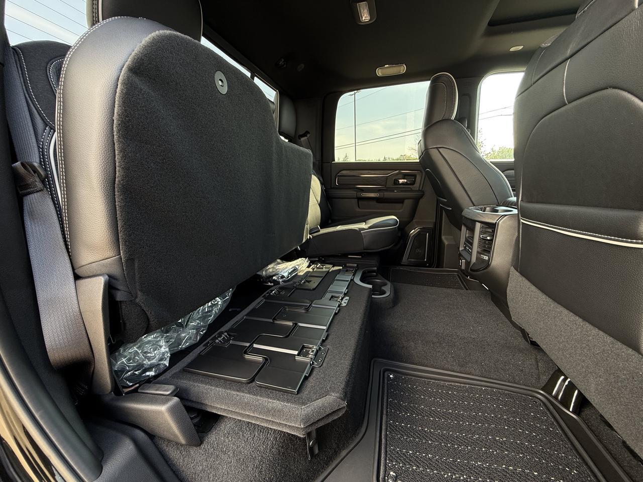 2026 Ram 3500 Limited Crew Cab 4x4 | Cummins HO Turbo Diesel | Premium Leather | NAV | 12IN Touchscreen | Towing Redwater AB