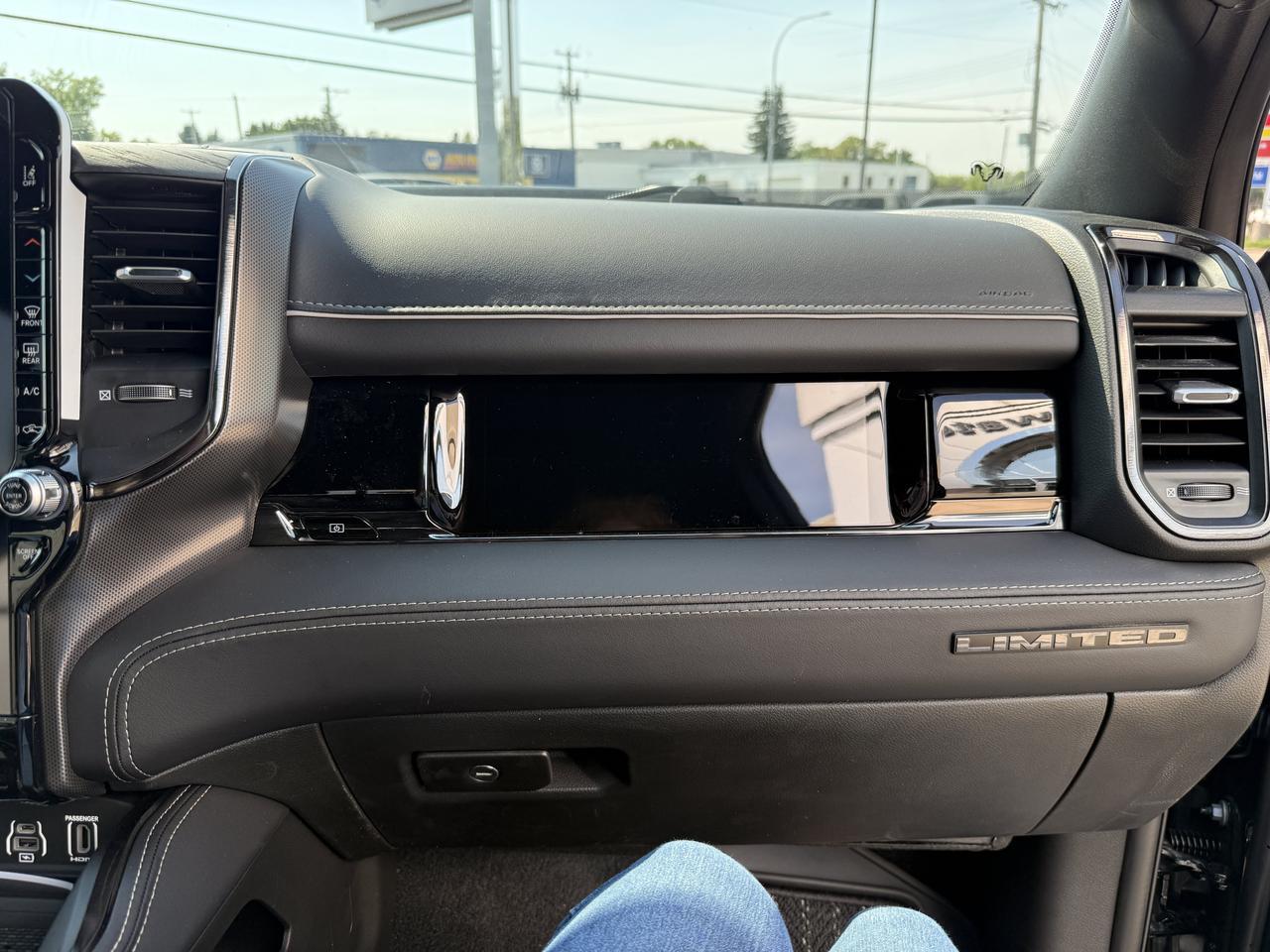 2026 Ram 3500 Limited Crew Cab 4x4 | Cummins HO Turbo Diesel | Premium Leather | NAV | 12IN Touchscreen | Towing Redwater AB