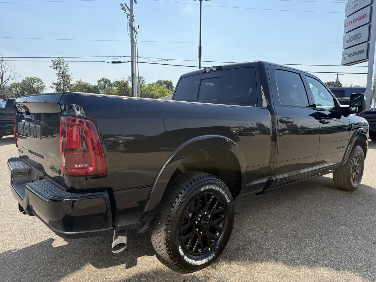 2026 Ram 3500 Limited Crew Cab 4x4 | Cummins HO Turbo Diesel | Premium Leather | NAV | 12IN Touchscreen | Towing Redwater AB