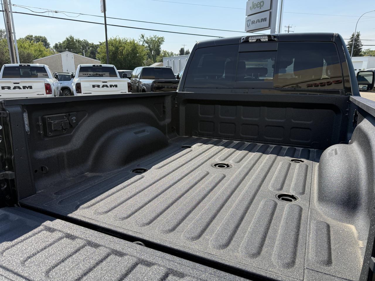 2026 Ram 3500 Limited Crew Cab 4x4 | Cummins HO Turbo Diesel | Premium Leather | NAV | 12IN Touchscreen | Towing Redwater AB