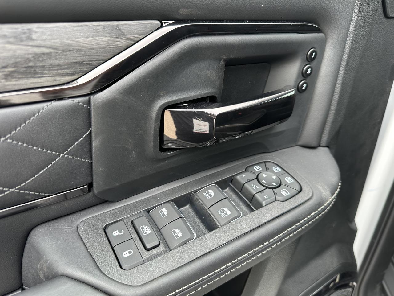 2026 Ram 3500 Limited Crew Cab 4x4 | Cummins Turbo Diesel | Premium Leather | Heated Vented Seats | NAV | Towing Redwater AB