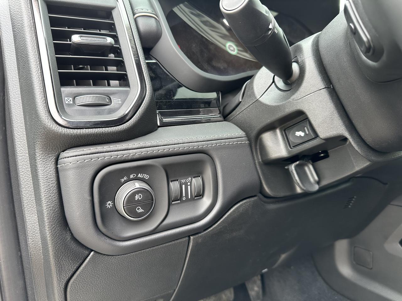 2026 Ram 3500 Limited Crew Cab 4x4 | Cummins Turbo Diesel | Premium Leather | Heated Vented Seats | NAV | Towing Redwater AB