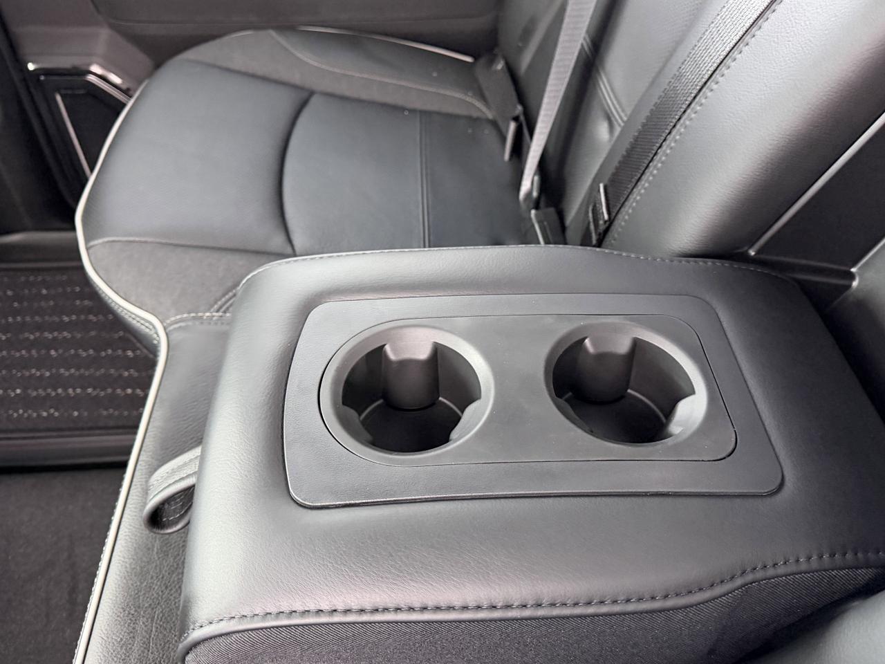 2026 Ram 3500 Limited Crew Cab 4x4 | HO Cummins Turbo Diesel | 5th Wheel Prep | Black Leather | NAV | Heated Seats Redwater AB