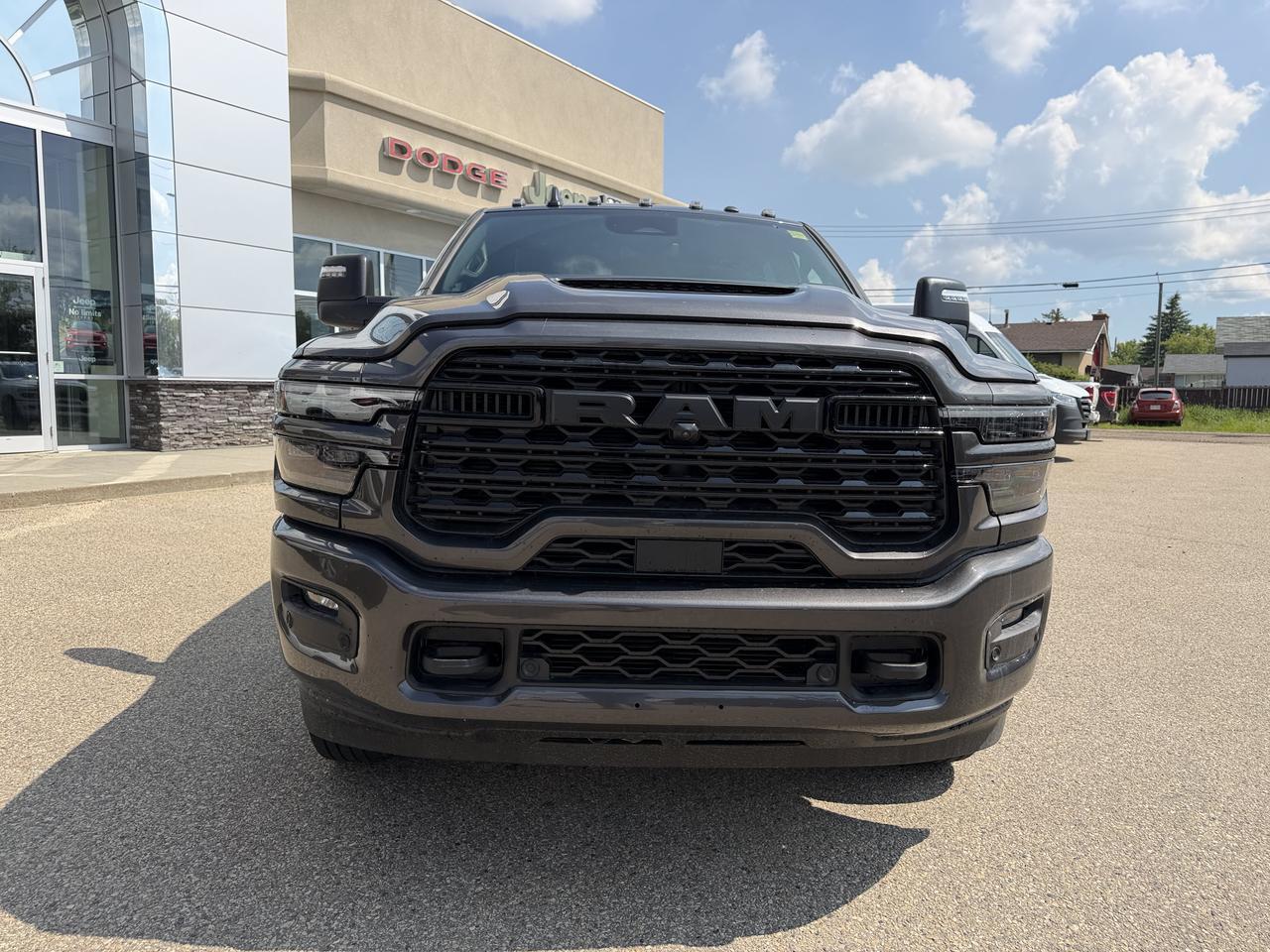 2026 Ram 3500 Limited Crew Cab Dually 4x4 | Cummins Diesel | Night Edition | Power Sunroof | 5th Wheel Prep Redwater AB