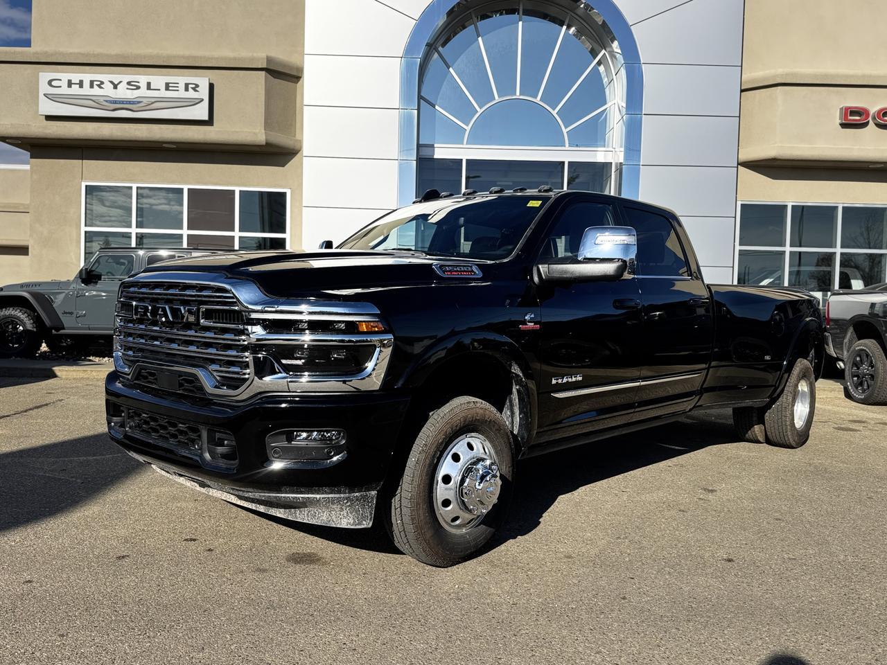2026 Ram 3500 Limited Dually Crew Cab 4x4 | Cummins | Leather | Towing | Sunroof | Backup Camera Redwater AB