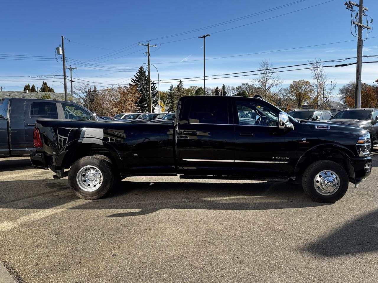 2026 Ram 3500 Limited Dually Crew Cab 4x4 | Cummins | Leather | Towing | Sunroof | Backup Camera Redwater AB