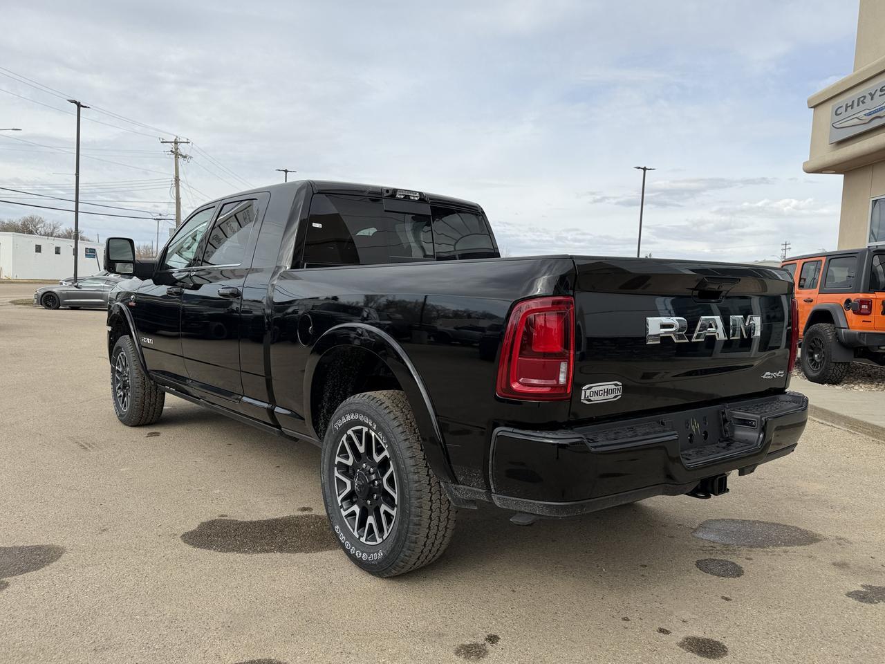 2026 Ram 3500 Limited Longhorn Mega Cab 4x4 | Bison Brown Filigree Leather | NAV | 5th Wheel | Power Steps Redwater AB