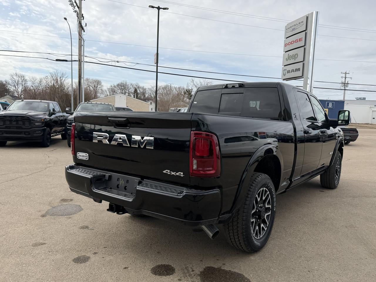2026 Ram 3500 Limited Longhorn Mega Cab 4x4 | Bison Brown Filigree Leather | NAV | 5th Wheel | Power Steps Redwater AB
