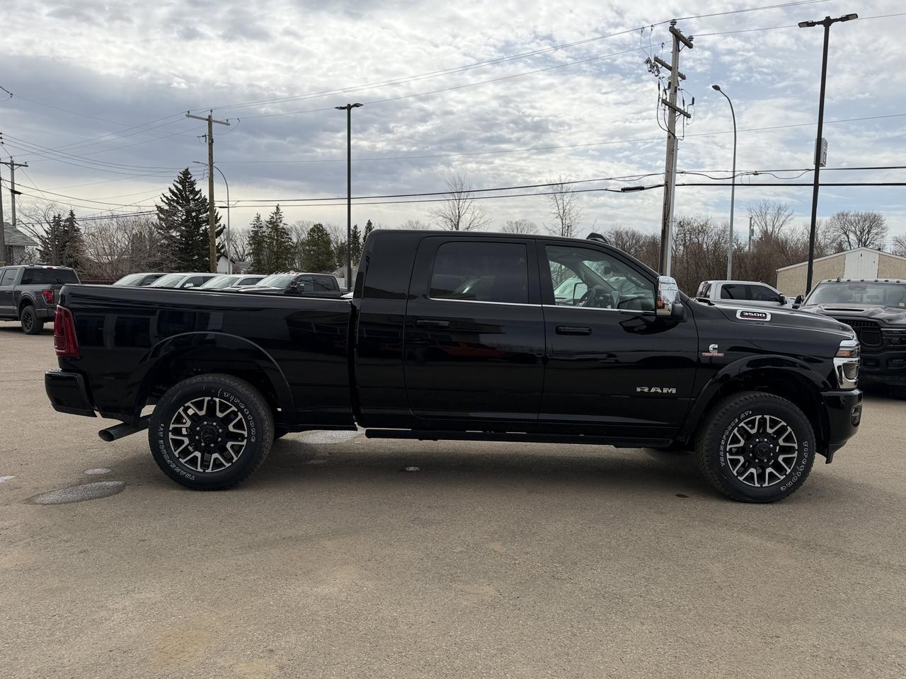 2026 Ram 3500 Limited Longhorn Mega Cab 4x4 | Bison Brown Filigree Leather | NAV | 5th Wheel | Power Steps Redwater AB