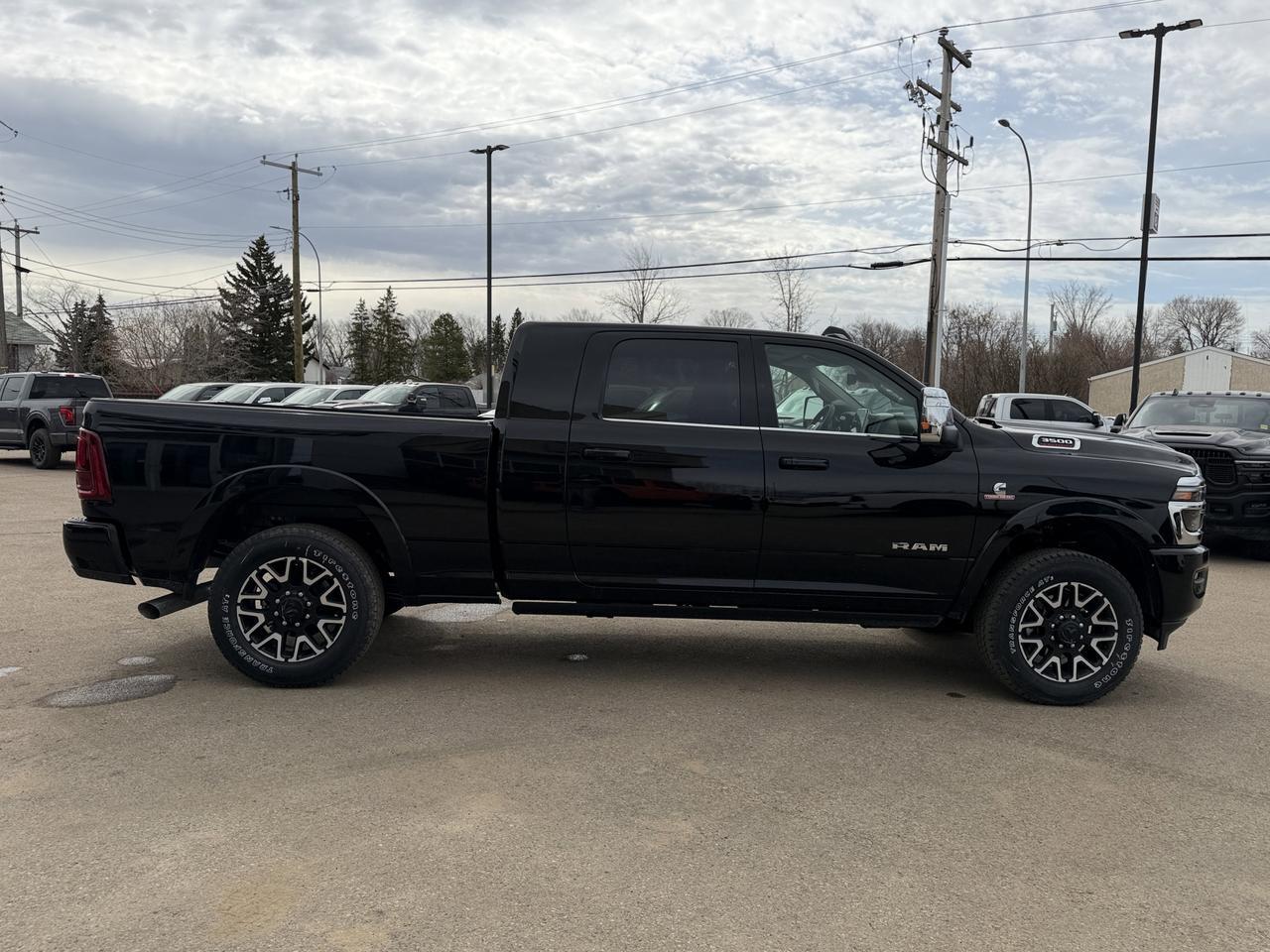 2026 Ram 3500 Limited Longhorn Redwater AB