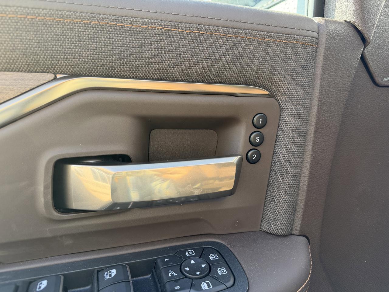 2026 Ram 3500 Limited Longhorn Redwater AB