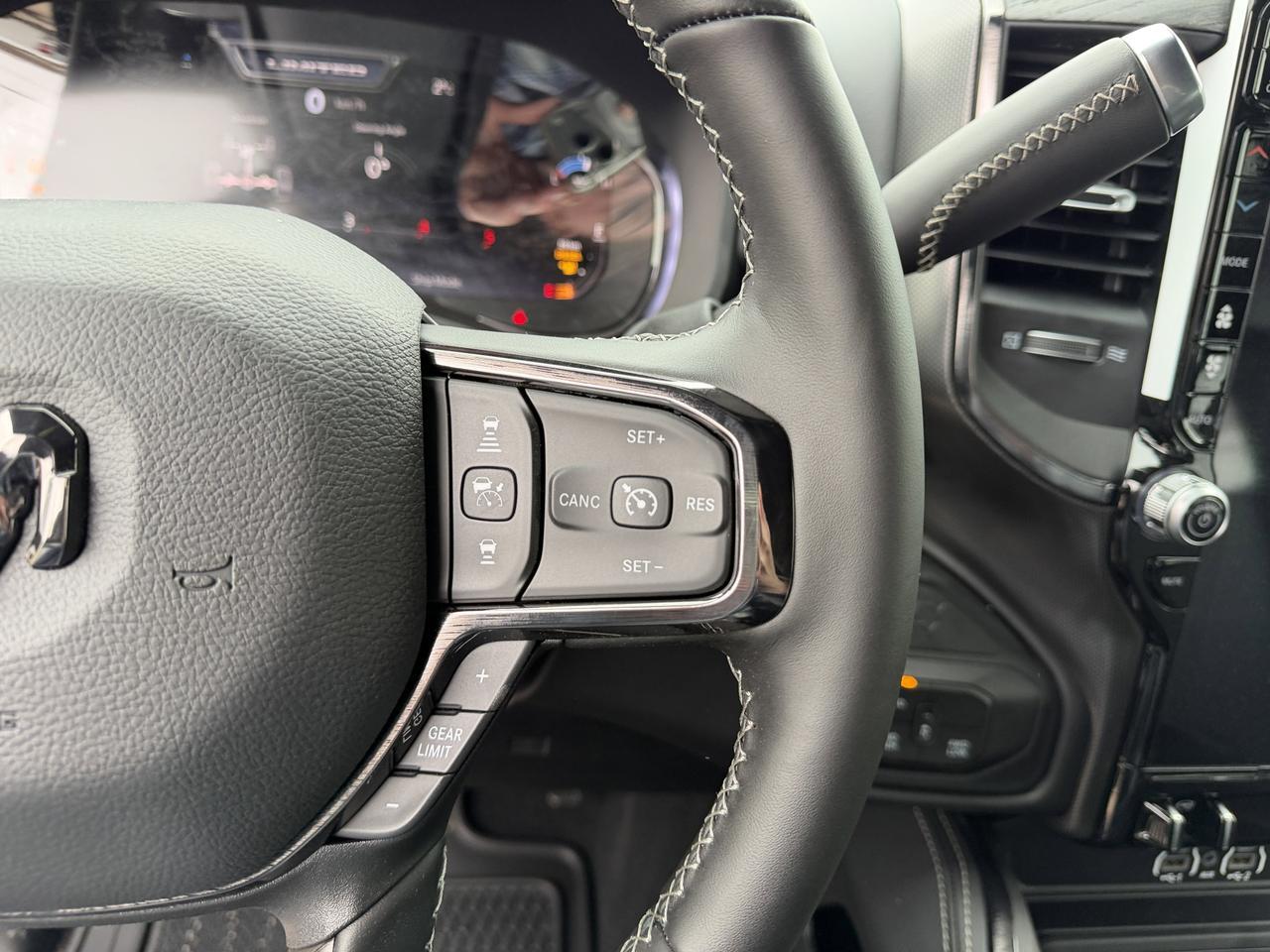2026 Ram 3500 Limited Mega Cab | Cummins HO Turbo Diesel | Night Edition | Leather | NAV | Touchscreen Redwater AB