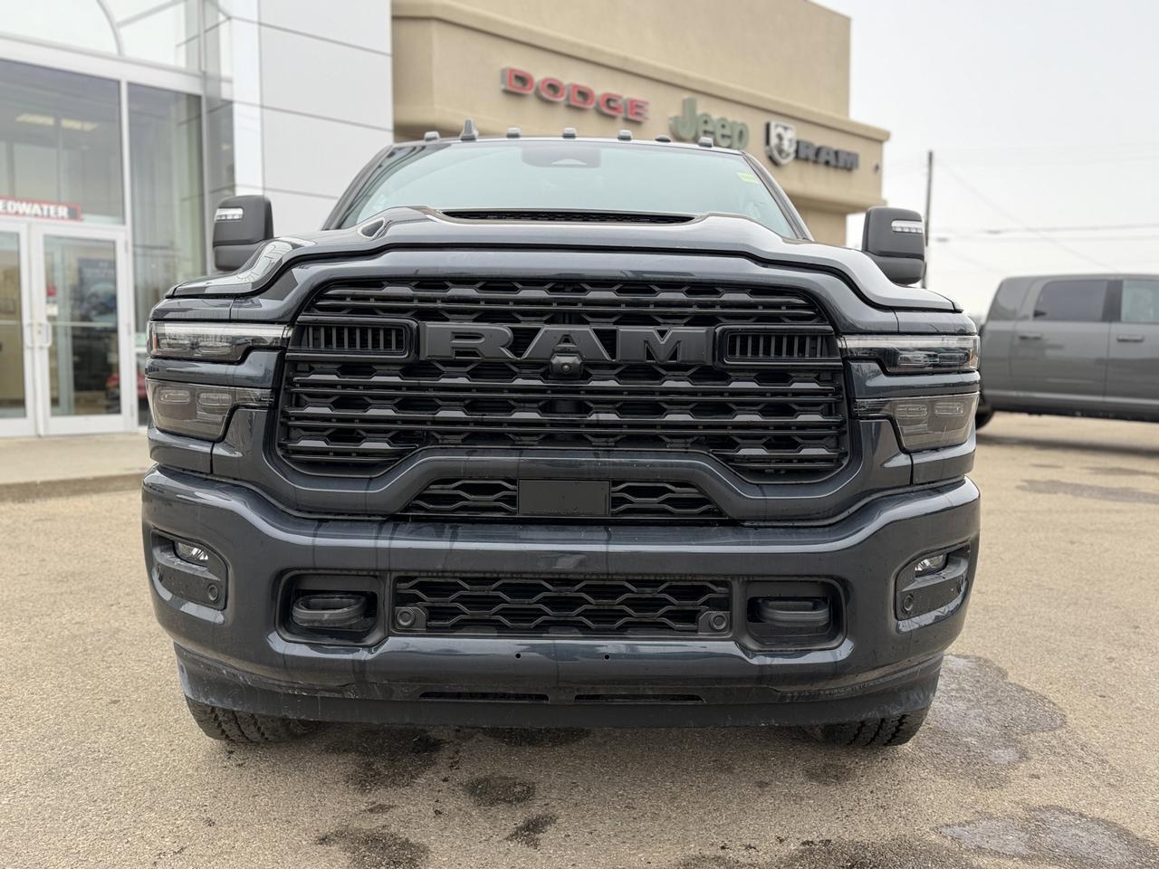 2026 Ram 3500 Limited Night Edition Crew Cab 4x4 | Cummins | Sunroof | Towing | Heated Vented Seats Redwater AB