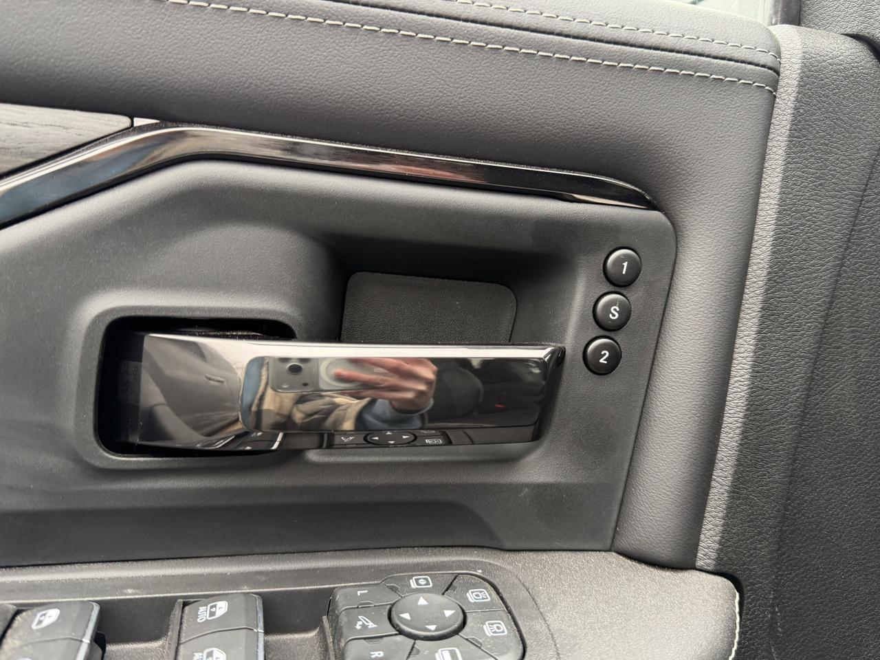 2026 Ram 3500 Limited Night Edition Crew Cab 4x4 | Cummins | Sunroof | Towing | Heated Vented Seats Redwater AB