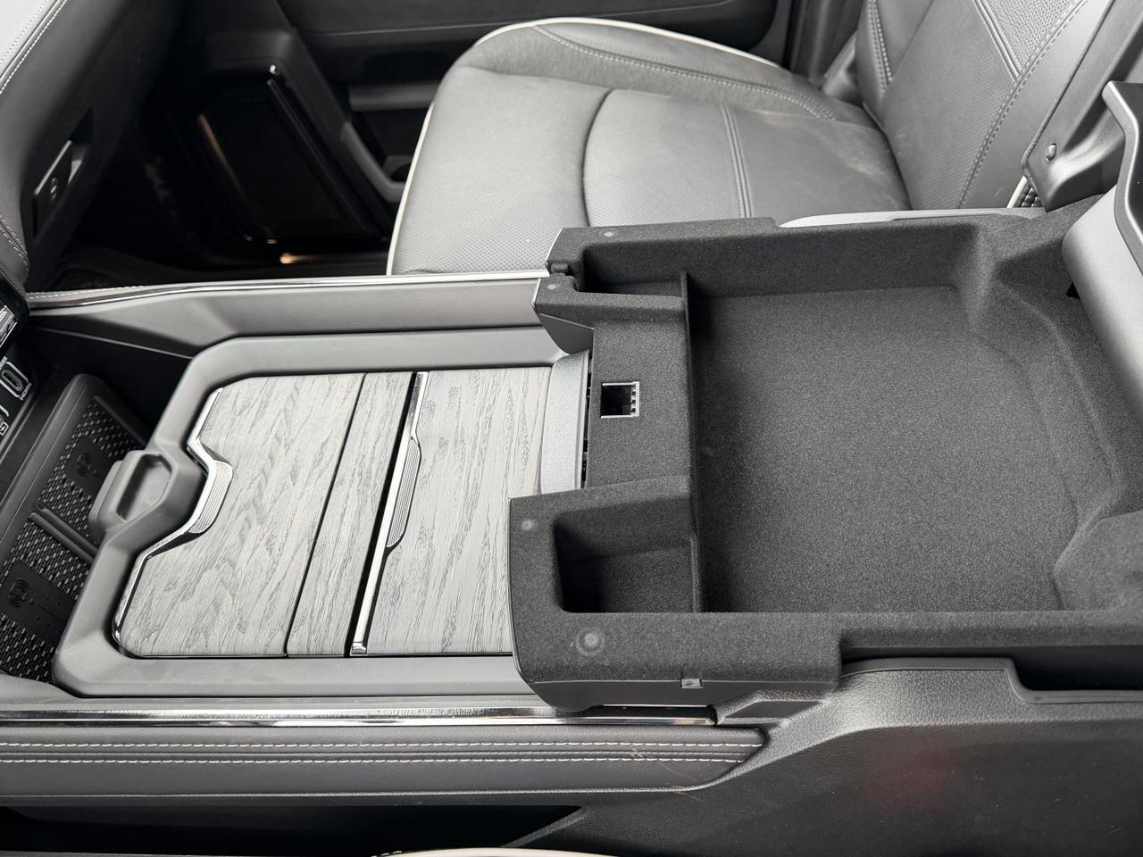 2026 Ram 3500 Limited Night Edition Crew Cab 4x4 | Cummins | Sunroof | Towing | Heated Vented Seats Redwater AB