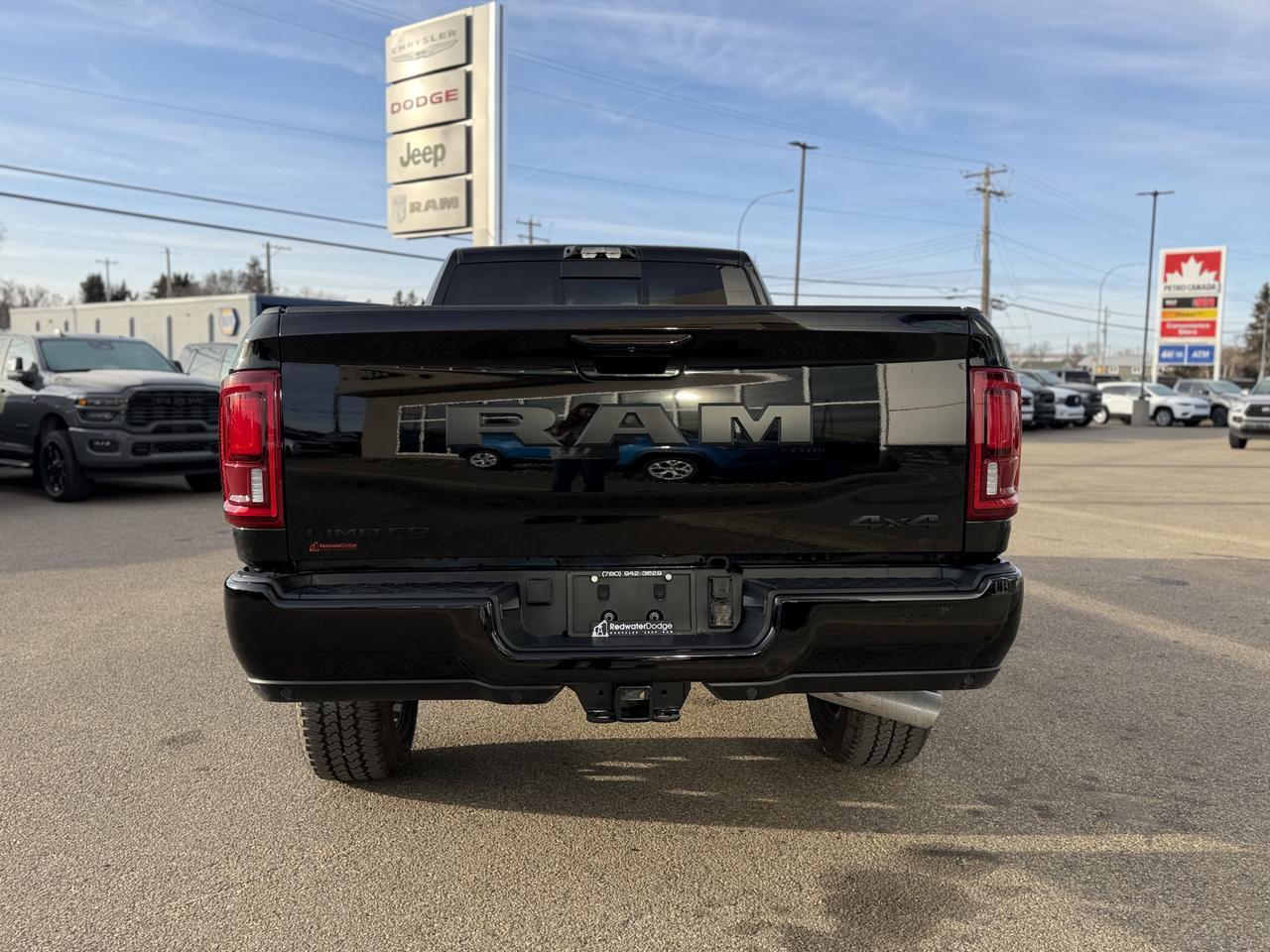 2026 Ram 3500 Limited Night Edition Crew Cab 4x4 | Cummins Diesel | Premium Leather | Towing | Sunroof Redwater AB