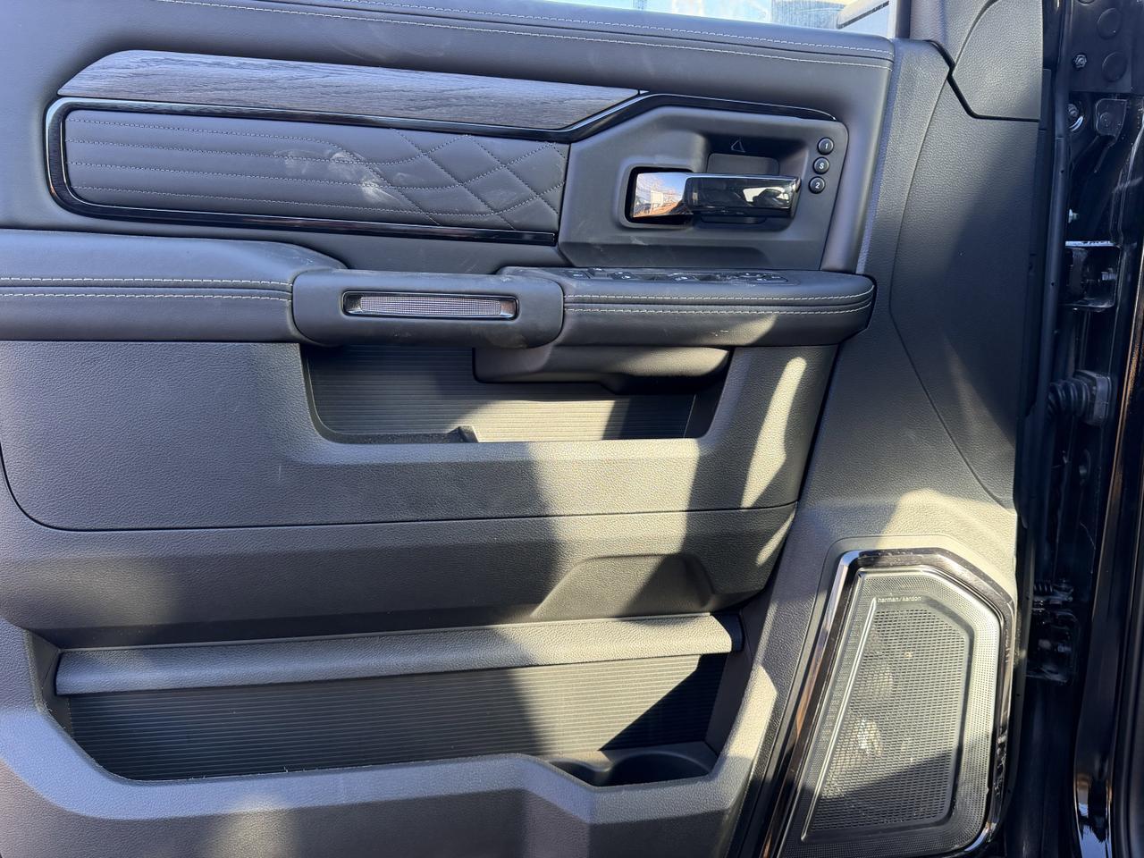 2026 Ram 3500 Limited Night Edition Crew Cab 4x4 | Cummins Diesel | Premium Leather | Towing | Sunroof Redwater AB