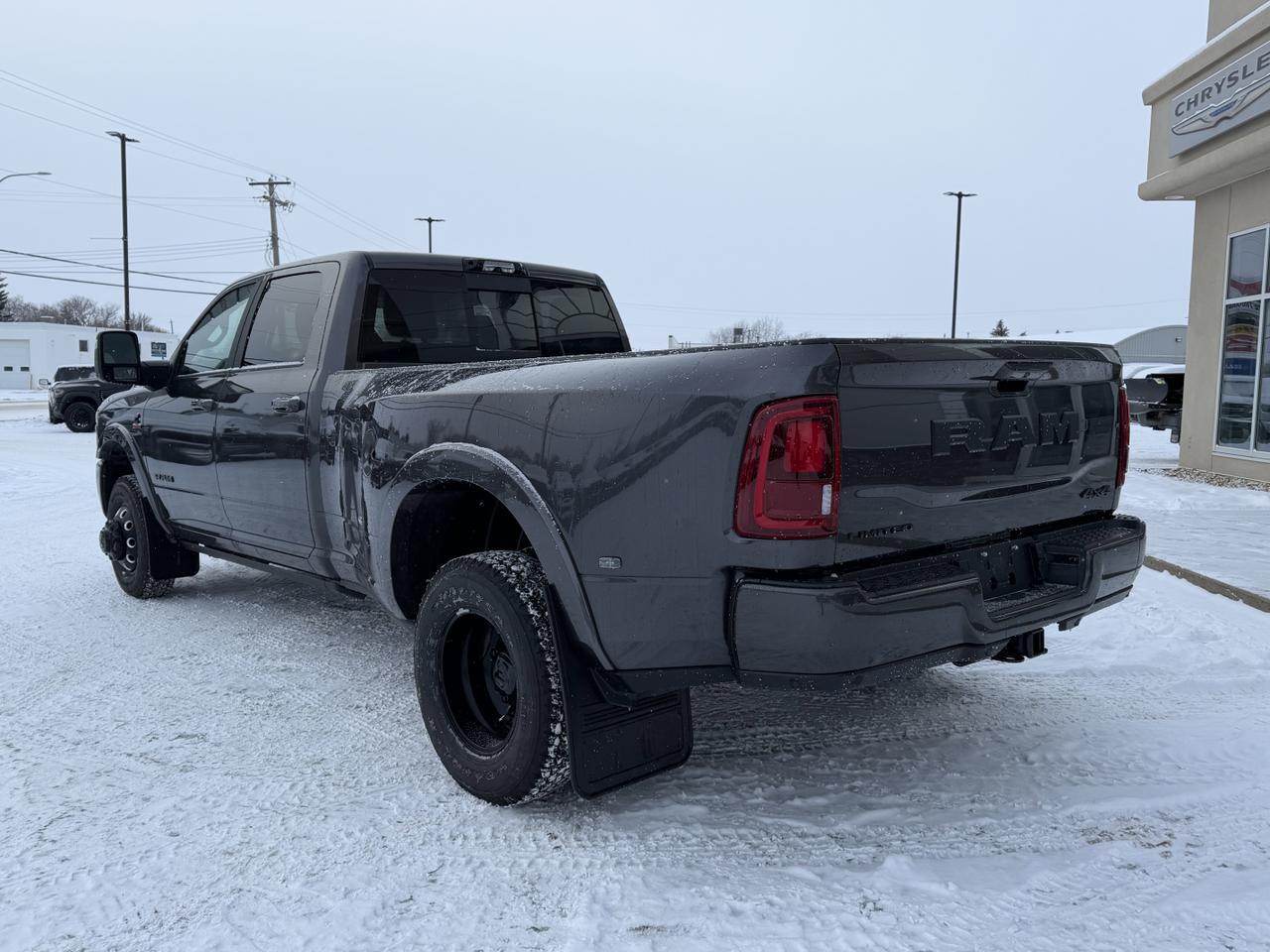 2026 Ram 3500 Limited Night Edition Dually Crew Cab 4x4 | Cummins Diesel | Leather | Towing | Sunroof Redwater AB