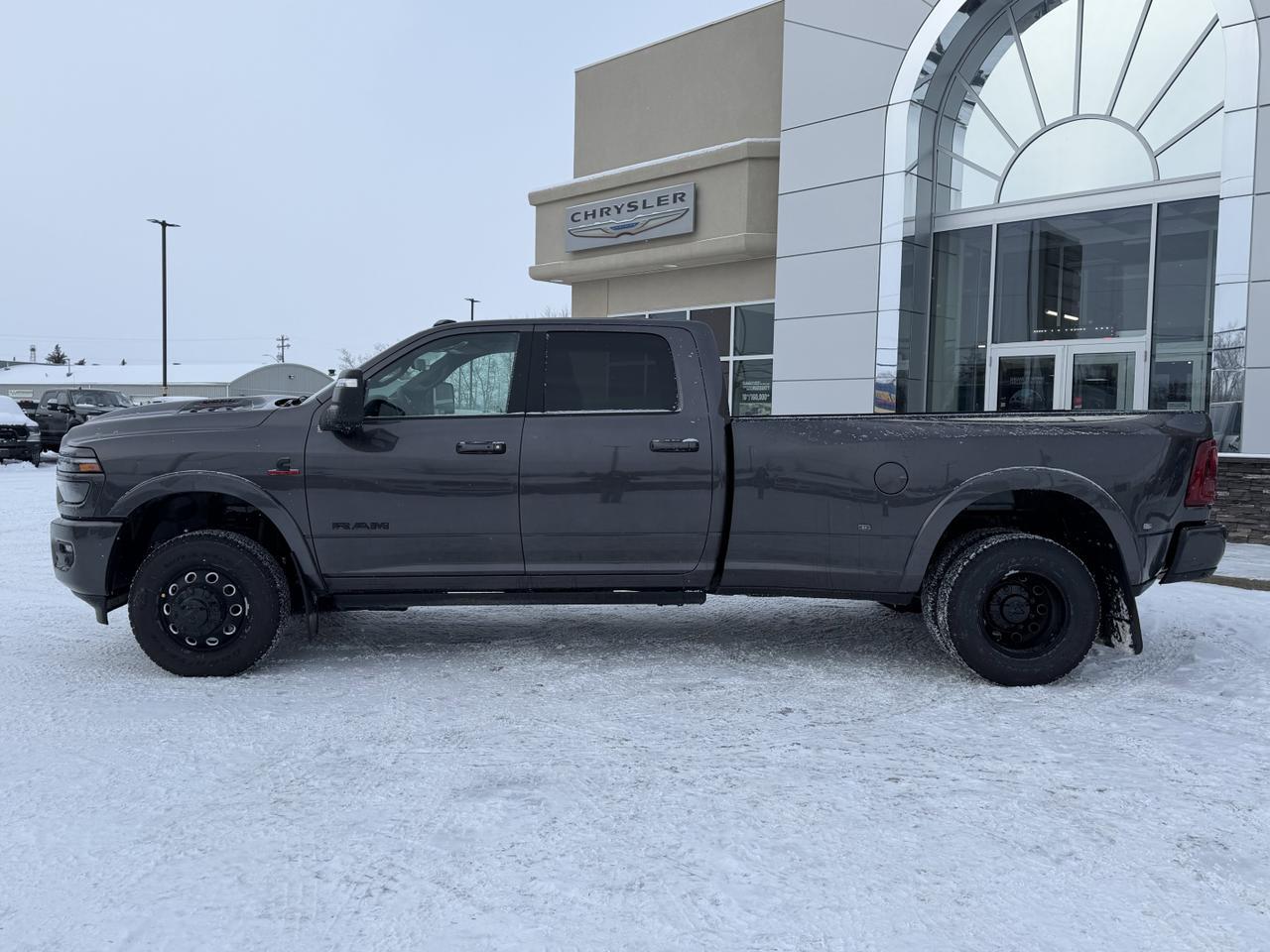 2026 Ram 3500 Limited Night Edition Dually Crew Cab 4x4 | Cummins Diesel | Leather | Towing | Sunroof Redwater AB