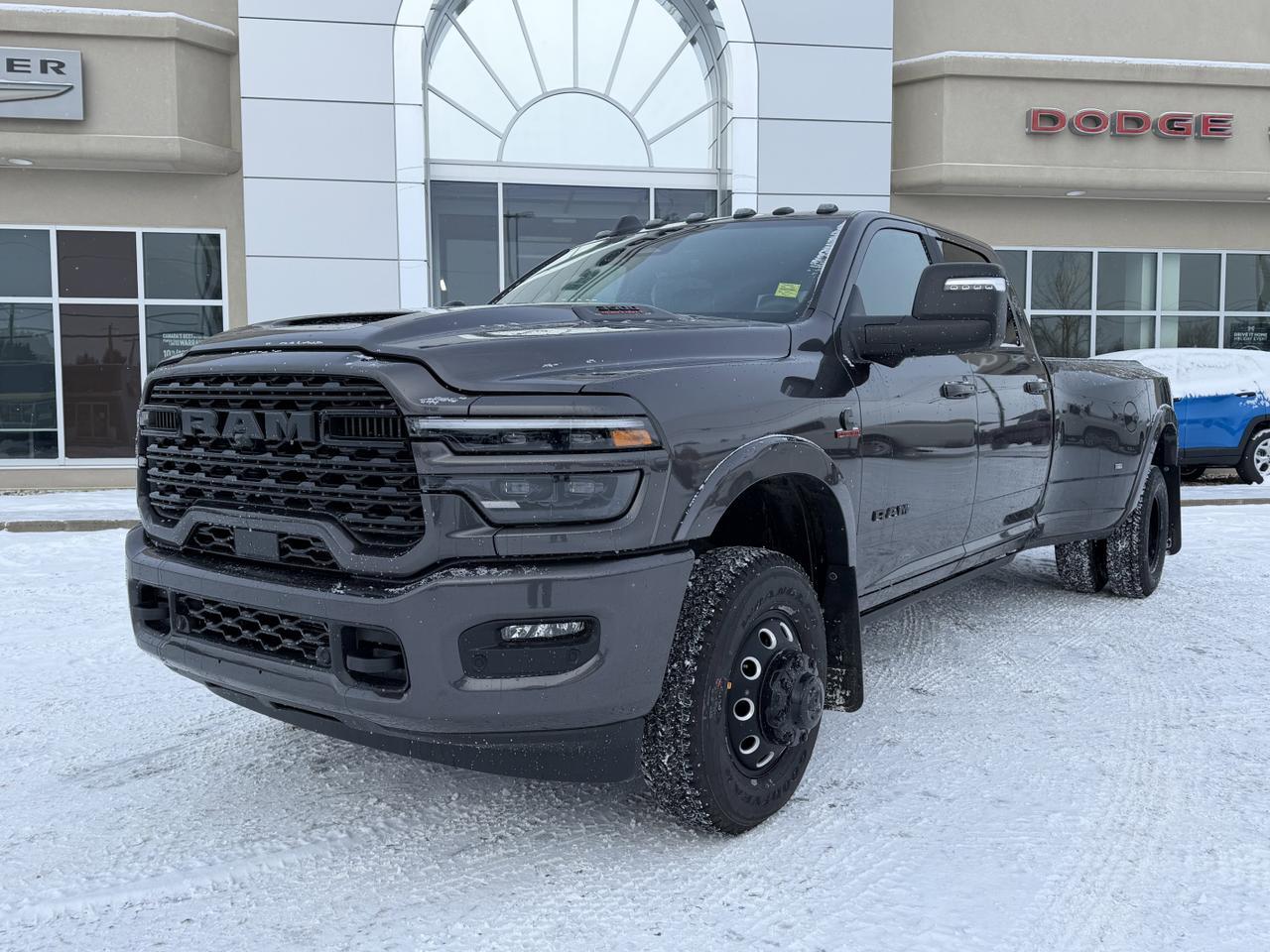 2026 Ram 3500 Limited Night Edition Dually Crew Cab 4x4 | Cummins Diesel | Leather | Towing | Sunroof Redwater AB