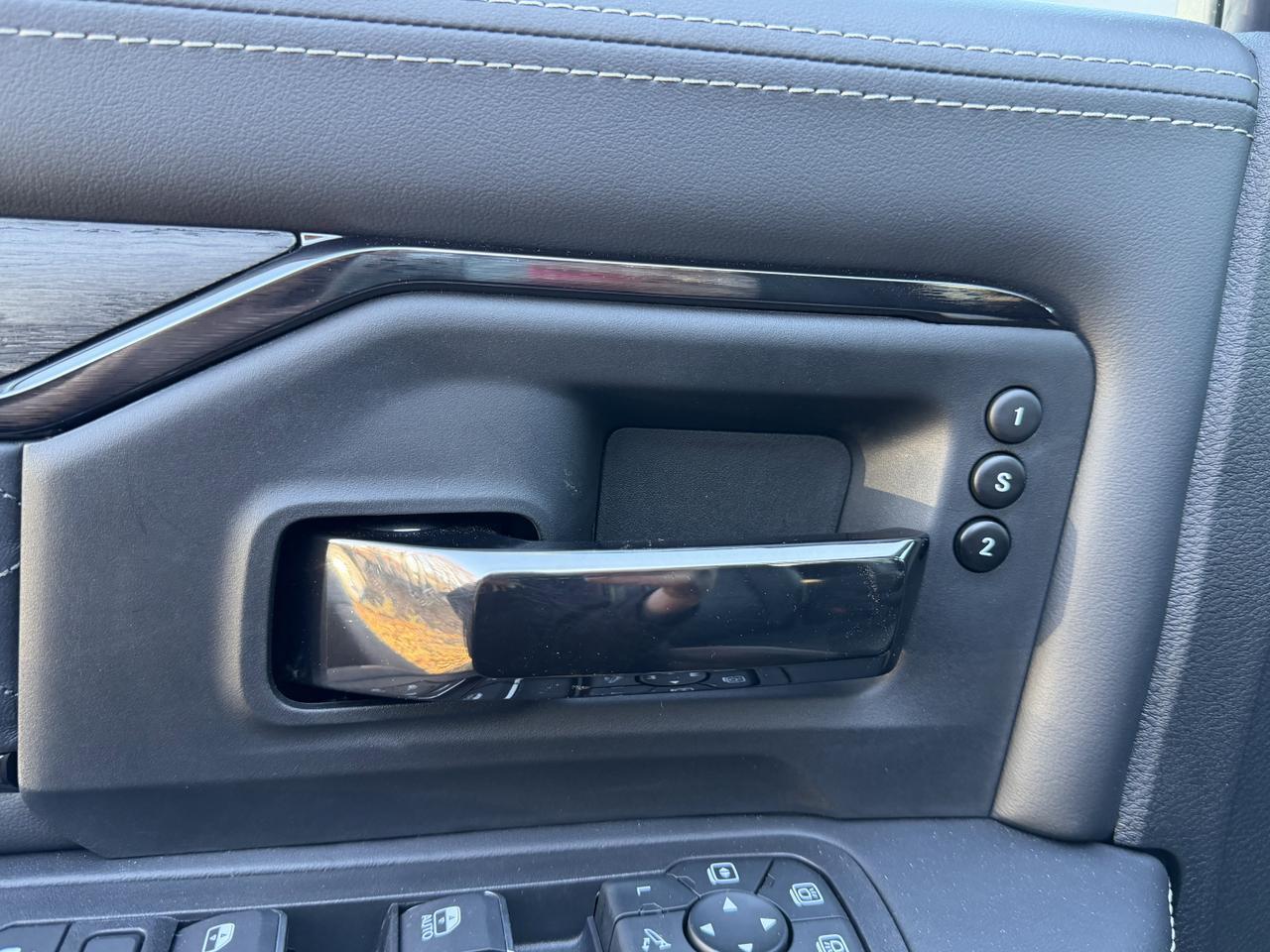 2026 Ram 3500 Limited Night Edition Dually Crew Cab 4x4 | Cummins Diesel | Leather | Towing | Sunroof Redwater AB