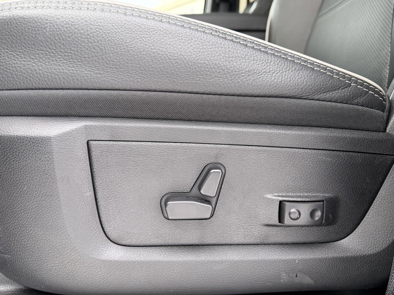 2026 Ram 3500 Limited Night Edition Dually Crew Cab 4x4 | Cummins Diesel | Leather | Towing | Sunroof Redwater AB