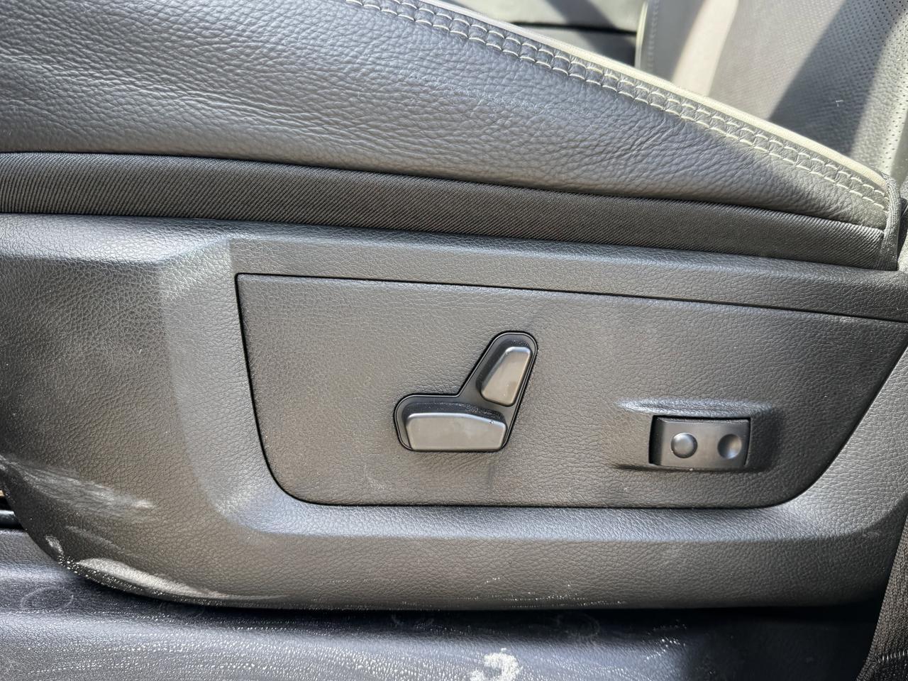 2026 Ram 3500 Limited Night Edition Mega Cab 4x4 | Cummins | Towing | Leather | Sunroof | NAV Redwater AB