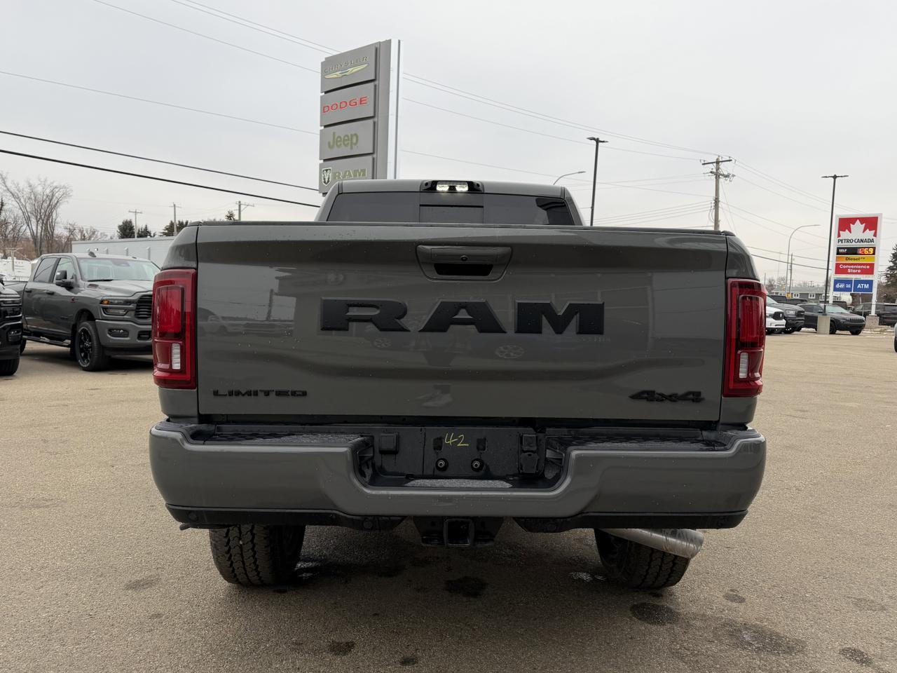 2026 Ram 3500 Limited Night Edition Mega Cab 4x4 l 5th Wheel Prep l Digital Rearview l Sunroof l Level 1 Group Redwater AB