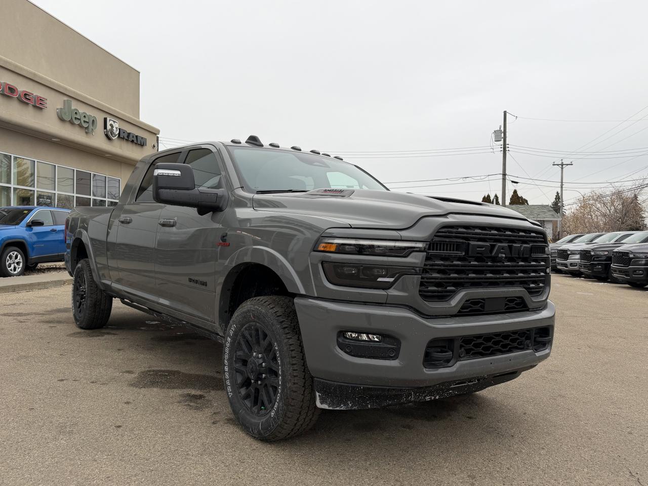 2026 Ram 3500 Limited Night Edition Mega Cab 4x4 l 5th Wheel Prep l Digital Rearview l Sunroof l Level 1 Group Redwater AB