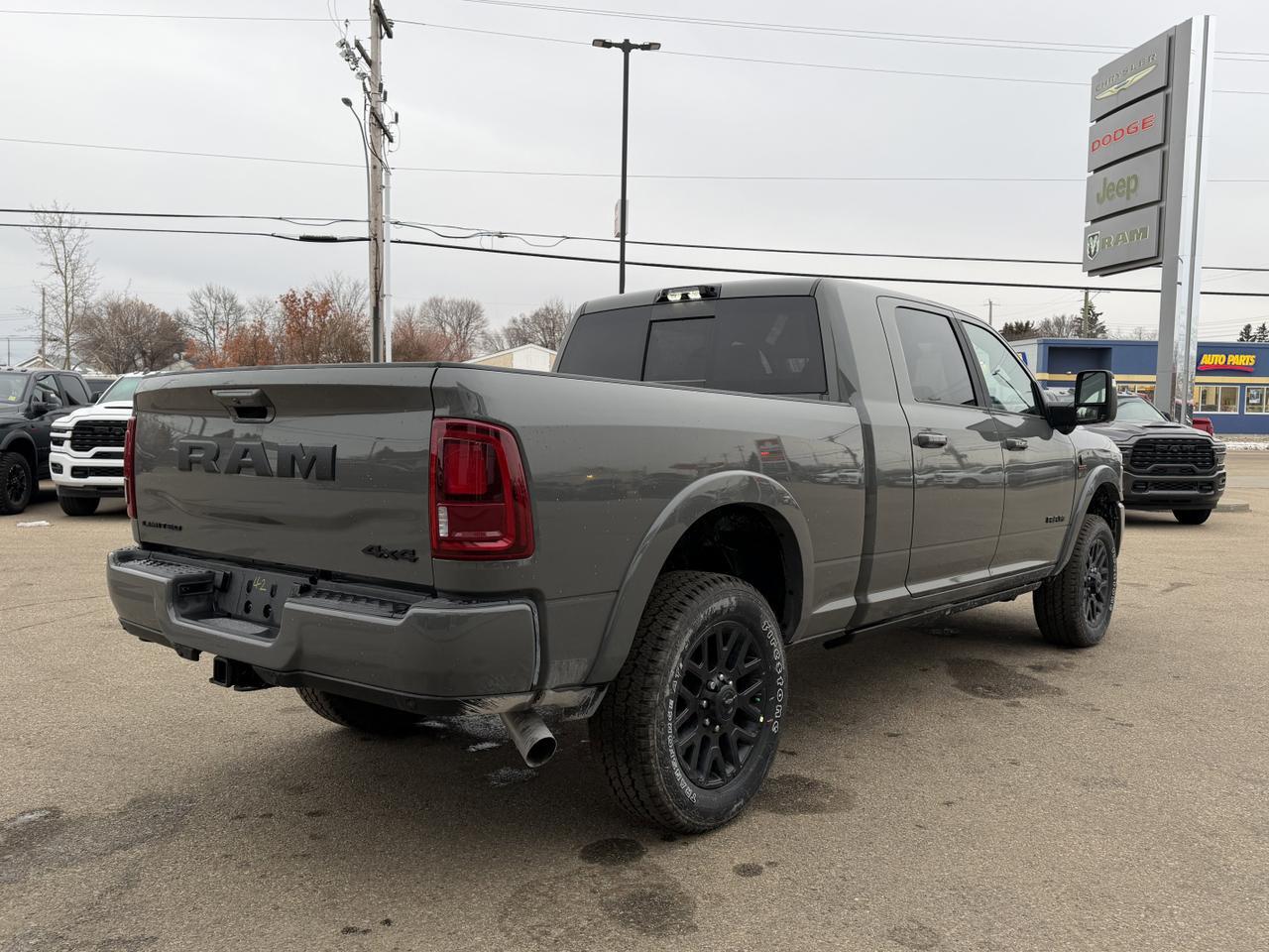 2026 Ram 3500 Limited Night Edition Mega Cab 4x4 l 5th Wheel Prep l Digital Rearview l Sunroof l Level 1 Group Redwater AB