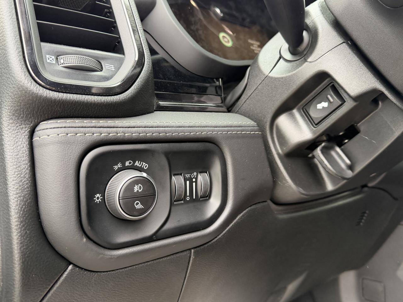 2026 Ram 3500 Limited Night Edition Mega Cab 4x4 l Rig ready Ram l 20&apos;&apos; Twitch Rims l Kick Back Flaps l 2&apos;&apos; Level Redwater AB