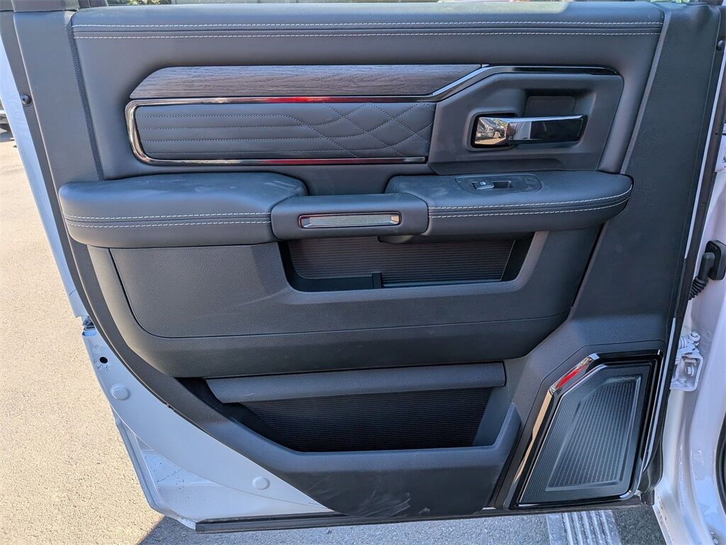 2026 Ram 3500 Limited Gresham OR