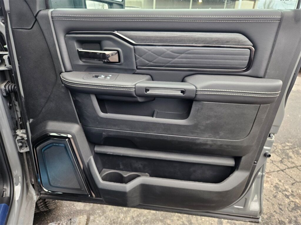 2026 Ram 3500 Limited Gresham OR