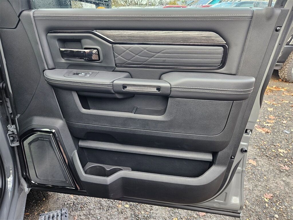 2026 Ram 3500 Limited Gresham OR