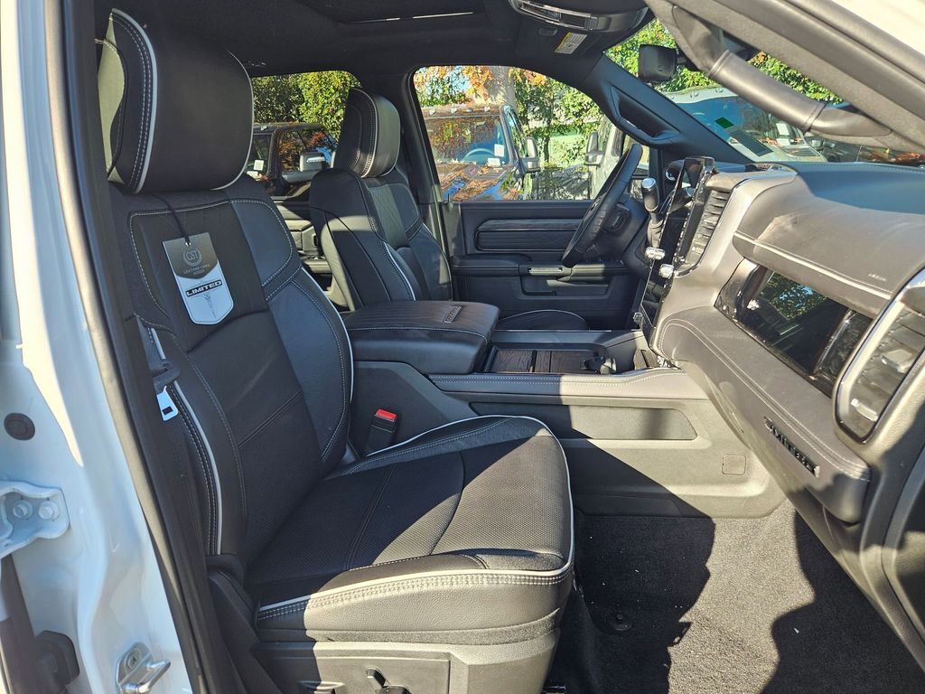 2026 Ram 3500 Limited Gresham OR