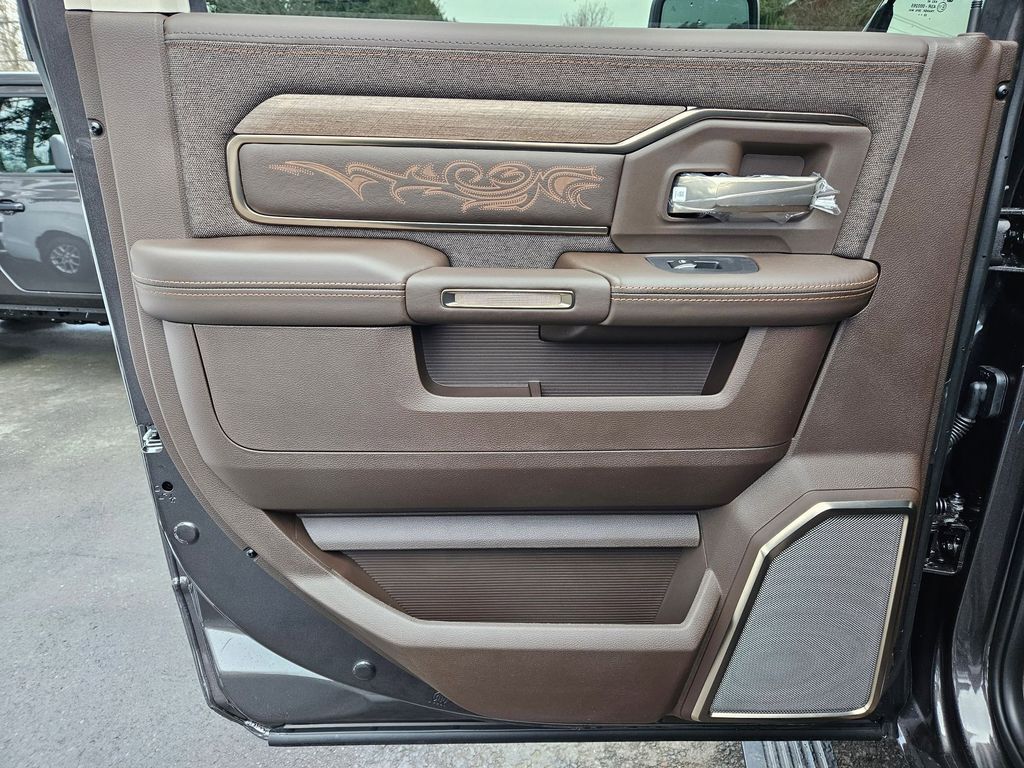 2026 Ram 3500 Limited Gresham OR