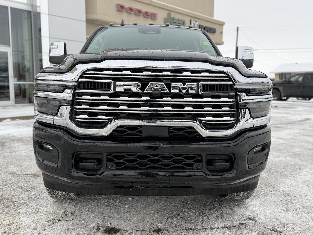 2026 Ram 3500 Longhorn Crew Cab 4x4 | 6.7L Cummins Diesel | Leather | NAV | Remote Start Redwater AB