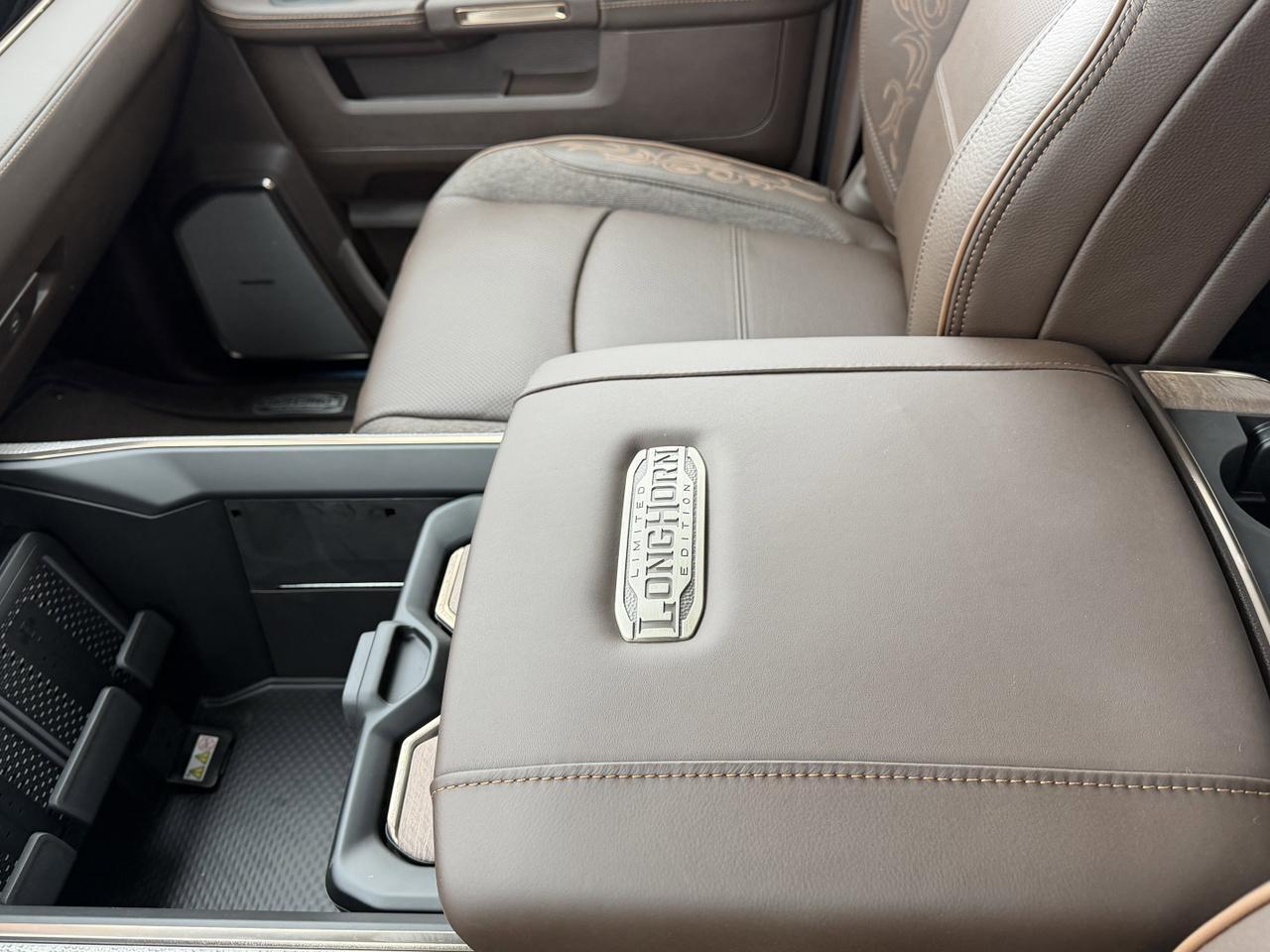 2026 Ram 3500 Longhorn Crew Cab 4x4 | 6.7L Cummins Diesel | Leather | NAV | Remote Start Redwater AB