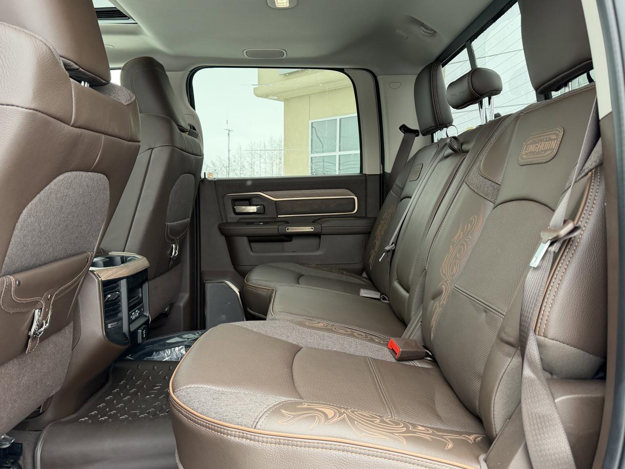 2026 Ram 3500 Longhorn Crew Cab 4x4 | 6.7L Cummins Diesel | Leather | NAV | Remote Start Redwater AB