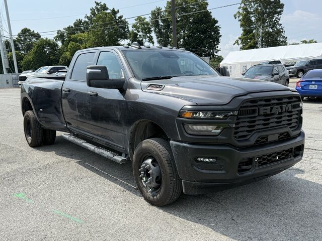 2026 Ram 3500 Tradesman Crestwood KY