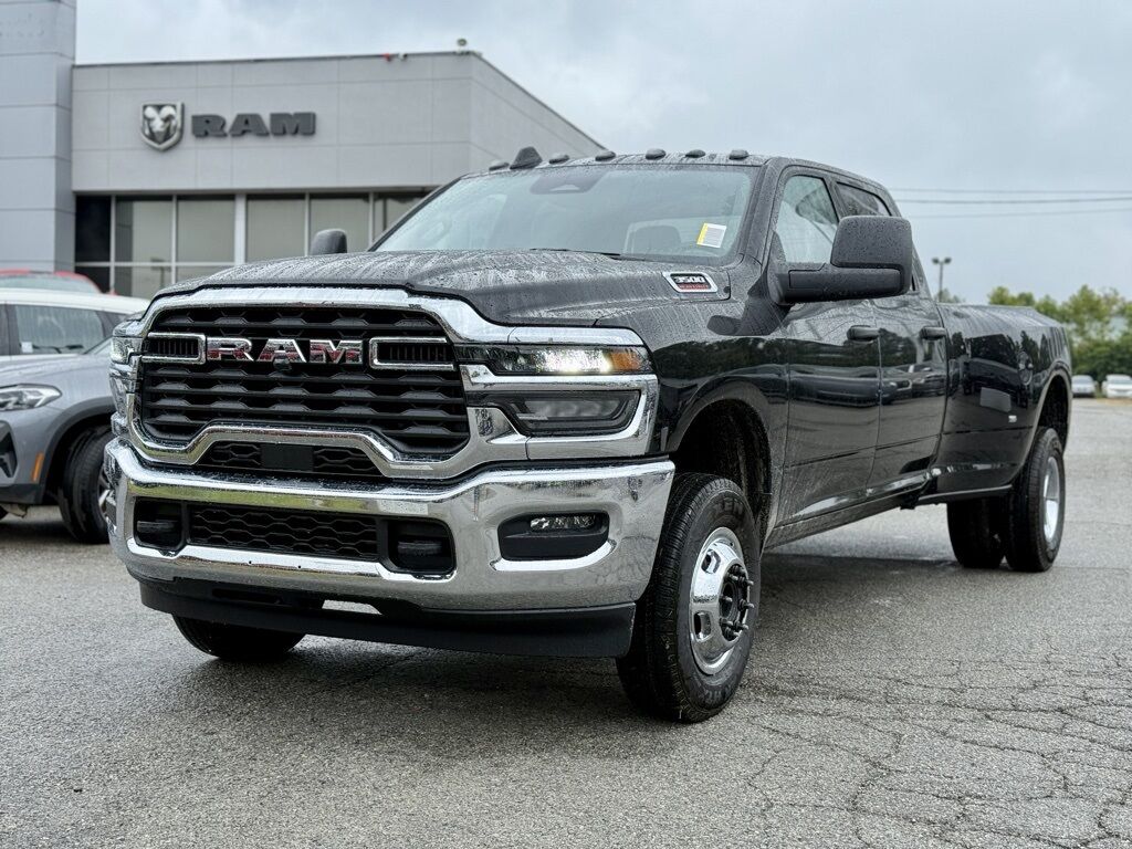 2026 Ram 3500 Tradesman Crestwood KY