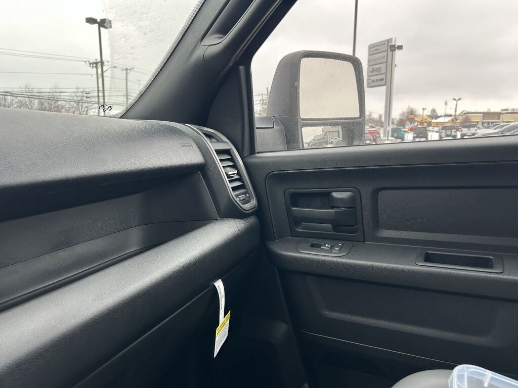 2026 Ram 3500 Tradesman Crestwood KY