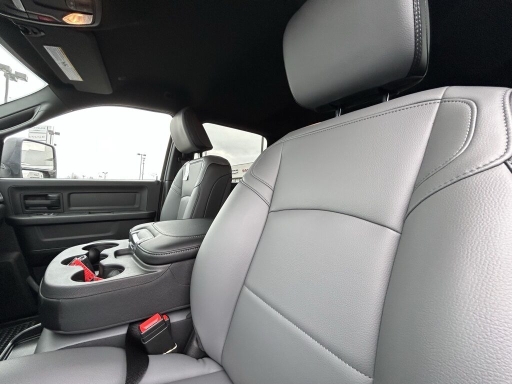 2026 Ram 3500 Tradesman Crestwood KY