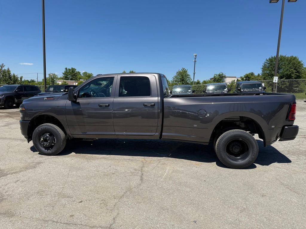 2026 Ram 3500 Tradesman Crestwood KY